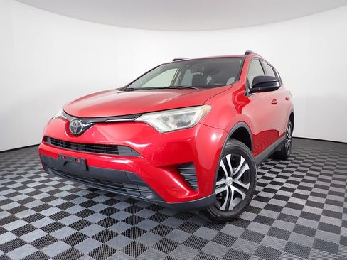 Used 2017 Toyota RAV4 LE w/ All Weather Liner Package AWD/4WD image 2