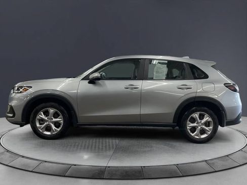 Used 2024 Honda HR-V LX image 2
