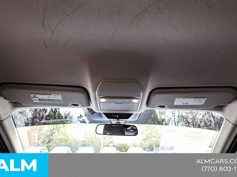 Used 2025 Nissan Kicks SR image 50