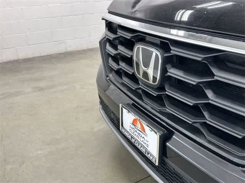 Certified 2025 Honda Pilot EX-L image 30