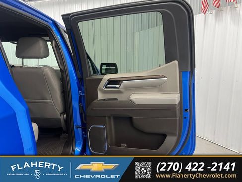 Used 2025 Chevrolet Silverado 1500 LT Trail Boss w/ LT Trail Boss Premium Package AWD/4WD image 14