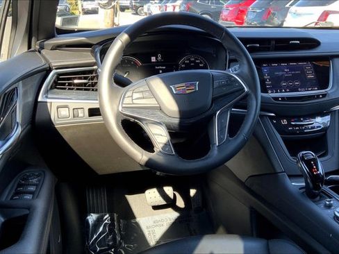Used 2023 Cadillac XT5 Premium Luxury w/ LPO, Floor Liner Package image 4