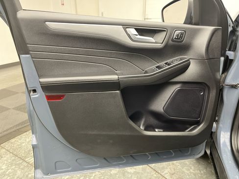 Certified 2024 Ford Escape Platinum image 8