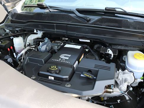 Used 2023 RAM 2500 Rebel w/ Level 2 Equipment Group AWD/4WD image 11