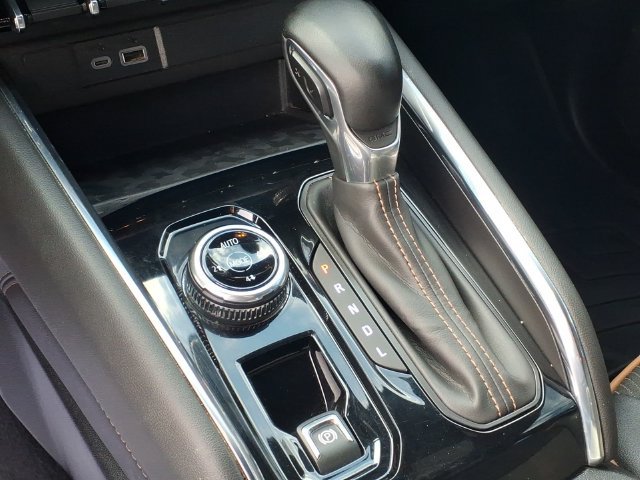 Used 2025 GMC Canyon AT4 AWD/4WD image 10