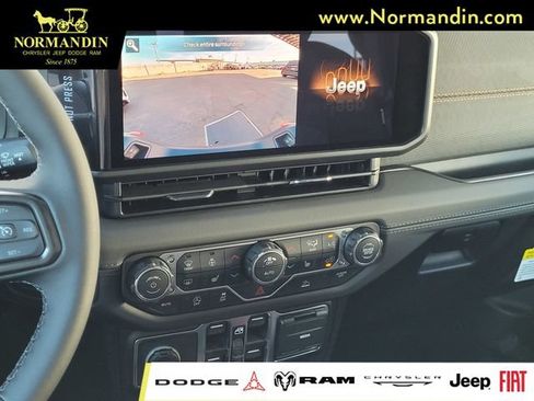 New 2026 Jeep Gladiator Mojave AWD/4WD image 11