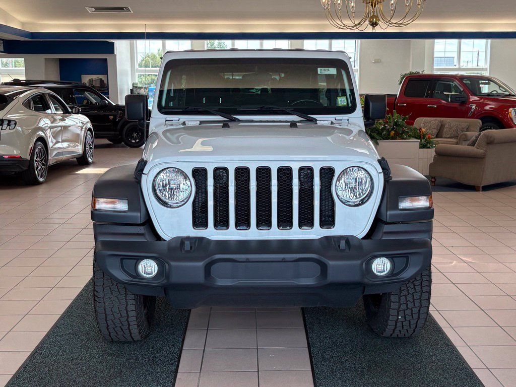 Used 2022 Jeep Wrangler Unlimited Sport AWD/4WD image 8