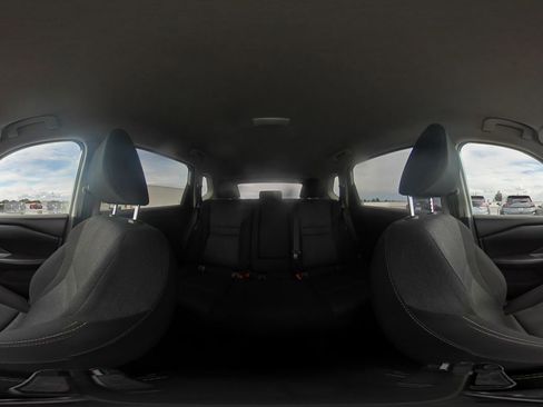 Used 2025 Nissan Rogue SV FWD image 44
