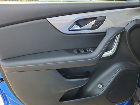 New 2025 Chevrolet Blazer LT w/ Convenience Package image 9