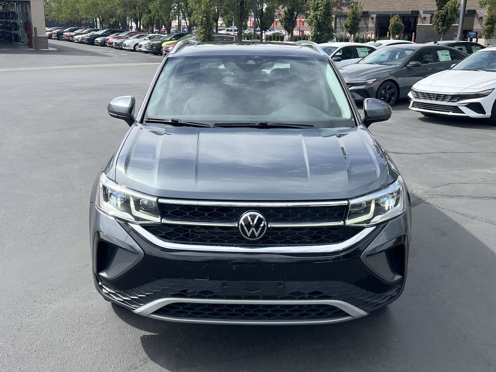 Used 2023 Volkswagen Taos SEL AWD/4WD image 12