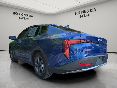 Used 2025 Kia K4 LXS image 3