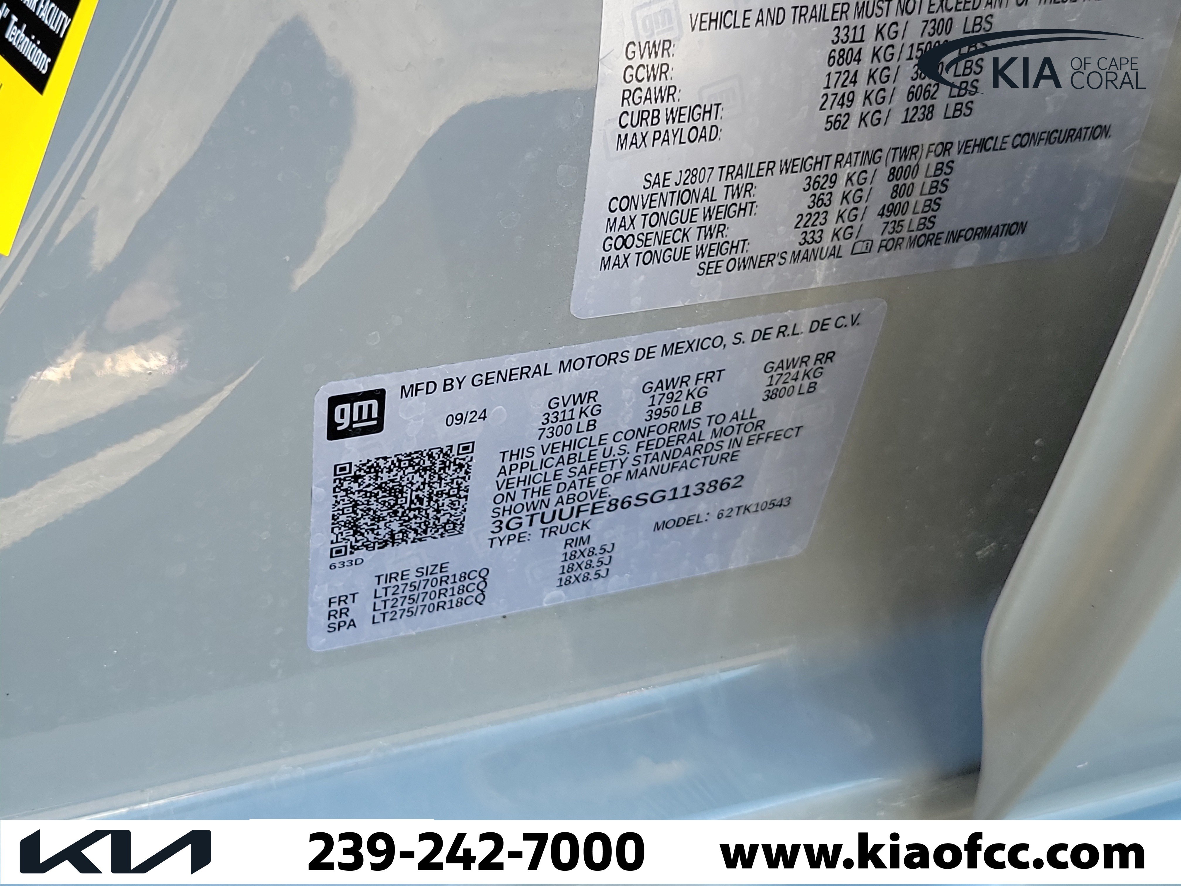 Used 2025 GMC Sierra 1500 AT4X AWD/4WD image 30