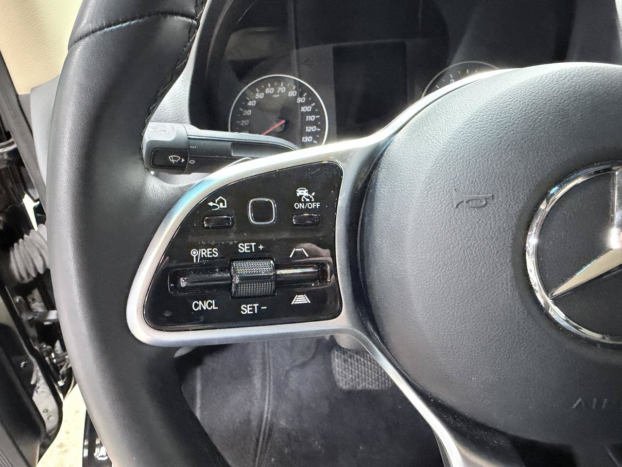 Used 2023 Mercedes-Benz Sprinter 3500 image 38