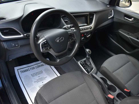 Used 2020 Hyundai Accent SE FWD image 11