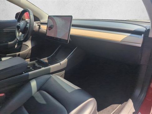 Used 2018 Tesla Model 3 Long Range RWD image 25