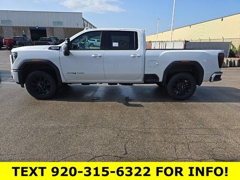 Used 2026 GMC Sierra 2500 AT4 w/ Technology Package AWD/4WD image 3