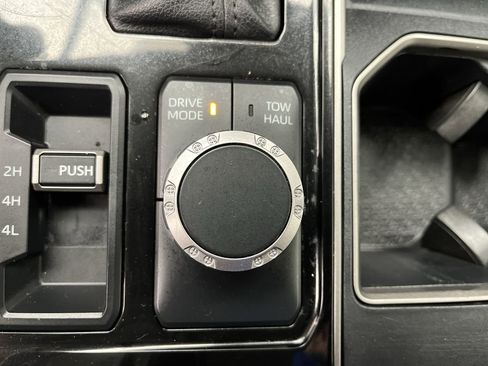 Used 2022 Toyota Tundra SR5 image 14