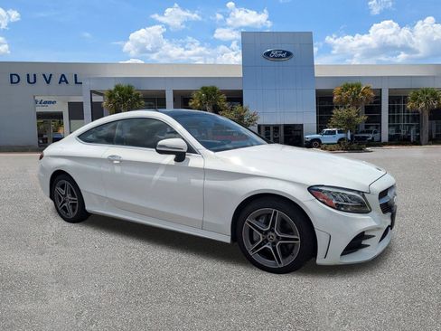 Used 2019 Mercedes-Benz C 300 4MATIC Coupe image 2