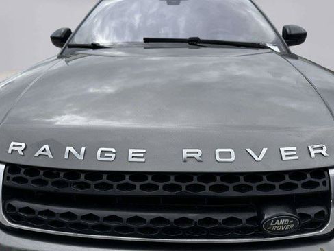 Used 2017 Land Rover Range Rover Evoque SE Premium AWD/4WD image 13