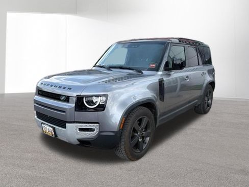 Used 2023 Land Rover Defender 110 S AWD/4WD image 5