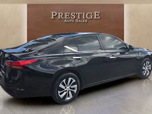 Used 2021 Nissan Altima 2.5 S FWD image 23