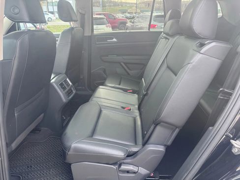 Used 2019 Volkswagen Atlas SE image 25