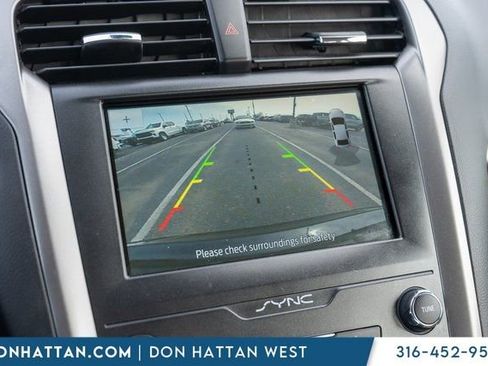 Used 2020 Ford Fusion SE w/ Fleet SE Value Package image 19