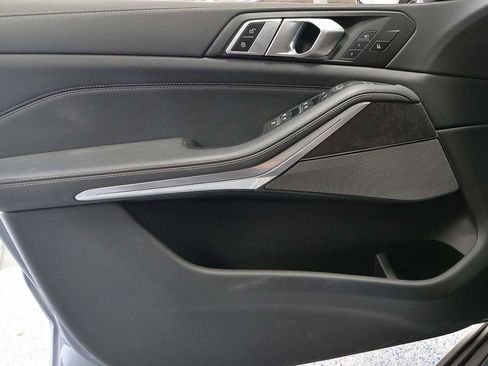 Certified 2024 BMW X5 xDrive40i image 6