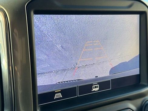 Used 2021 Chevrolet Silverado 1500 LT w/ Z71 Off-Road Package image 4