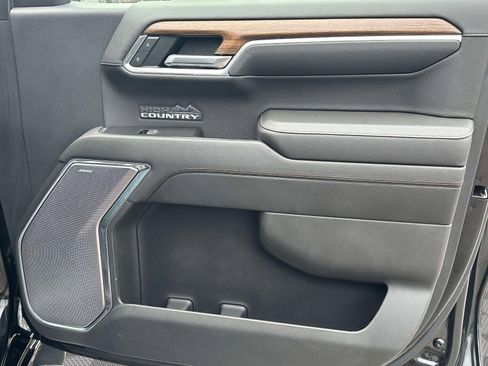 Certified 2022 Chevrolet Silverado 1500 High Country w/ High Country Premium Package image 25