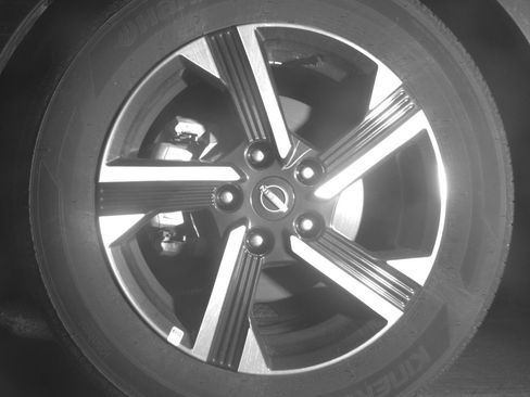 Used 2025 Nissan Sentra SV FWD image 12