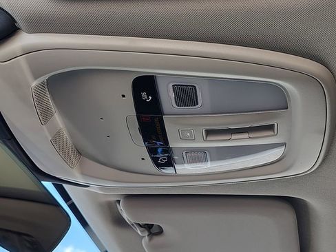 New 2026 Volvo XC60 B5 Plus w/ Climate Package image 28