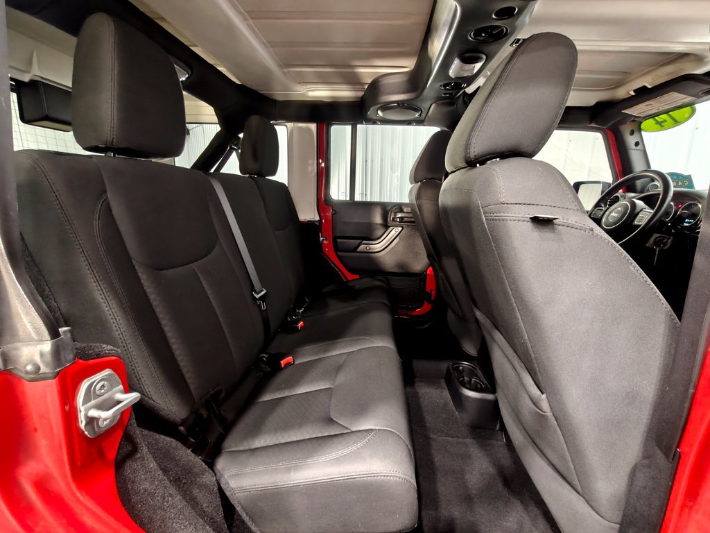 Used 2014 Jeep Wrangler Unlimited Sport w/ Quick Order Package 24S AWD/4WD image 17