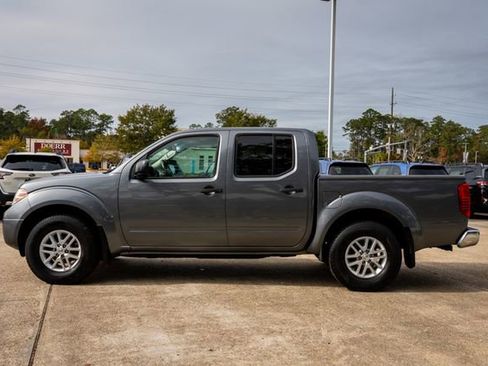 Used 2019 Nissan Frontier SV w/ Value Truck Package image 2