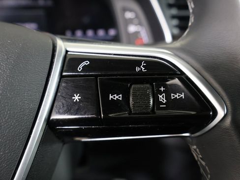 Used 2023 Audi A6 Premium Plus w/ Premium Plus Package image 31