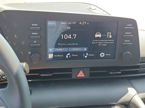 New 2026 Hyundai Elantra SEL Sport FWD image 11