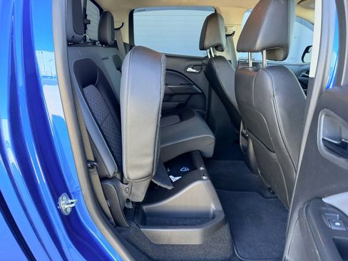 Used 2018 Chevrolet Colorado Z71 AWD/4WD image 14