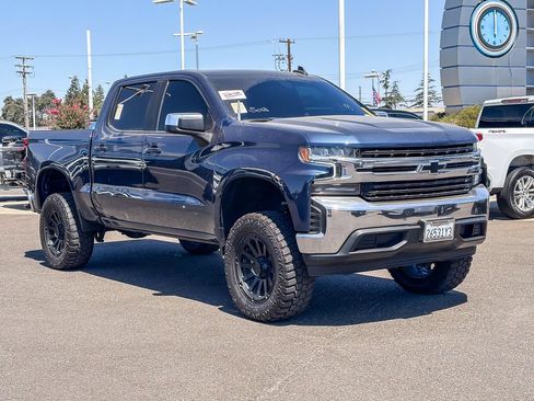 Used 2021 Chevrolet Silverado 1500 LT w/ All Star Edition Plus RWD image 5
