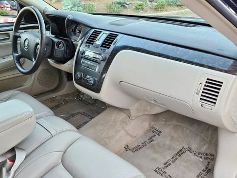 Used 2008 Cadillac DTS image 19