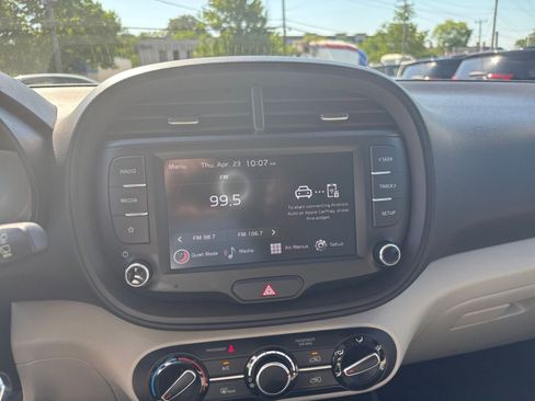 Used 2025 Kia Soul LX w/ LX Technology Package image 17