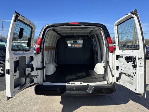 Used 2013 Chevrolet Express 2500 2500 3dr Cargo Van w/ 1WT image 7
