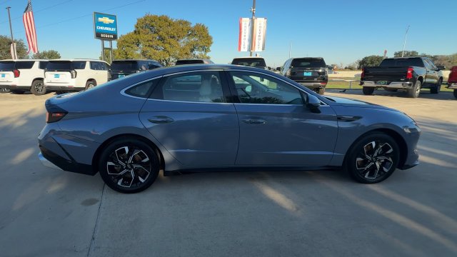 Used 2025 Hyundai Sonata SEL FWD image 9