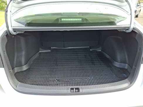 Certified 2022 Toyota Corolla LE image 28