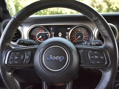 Used 2021 Jeep Wrangler Unlimited Sport AWD/4WD image 14