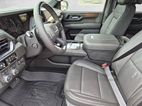 New 2026 GMC Yukon XL Denali w/ Advanced Technology Package AWD/4WD image 4