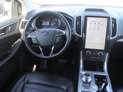 Used 2024 Ford Edge SEL AWD/4WD image 15