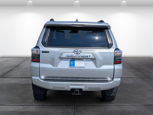Used 2024 Toyota 4Runner SR5 Premium w/ Moonroof Package AWD/4WD image 5
