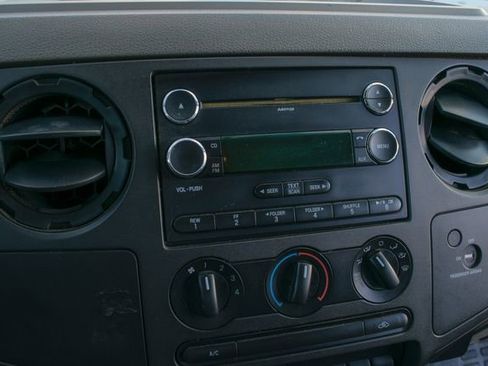 Used 2009 Ford F350 XL image 18