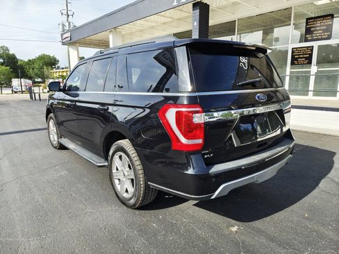 Used 2019 Ford Expedition XLT w/ Equipment Group 202A RWD image 8