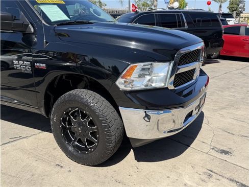 Used 2019 RAM 1500 Classic SLT w/ Luxury Group AWD/4WD image 7